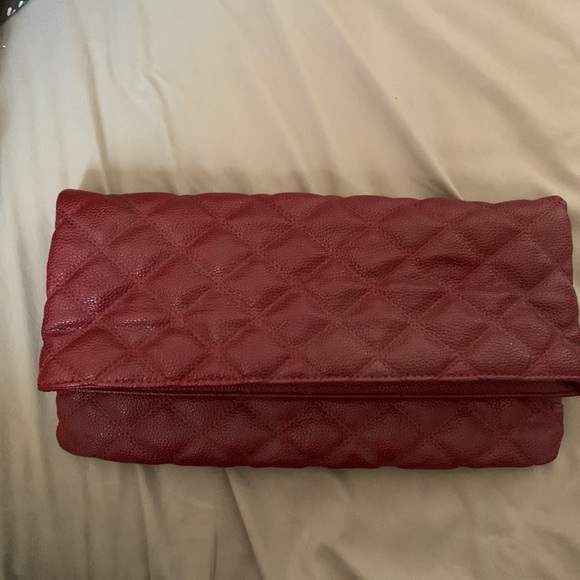 Urban Expressions Maroon Clutch - Picture 2 of 3